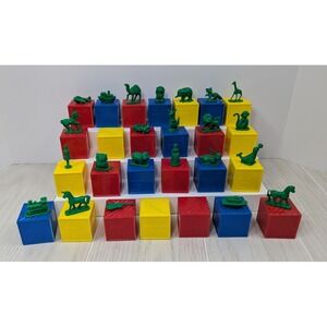 Tupperware Tupper Toys Vintage 70s Busy Blocks 26 Blocks 23 Green Figure Toys